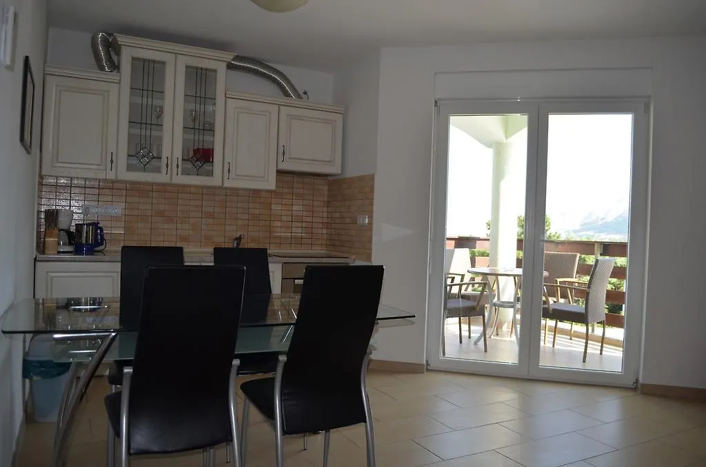 Apartments Buljan Baska  0*, Baska (Krk) Croatia